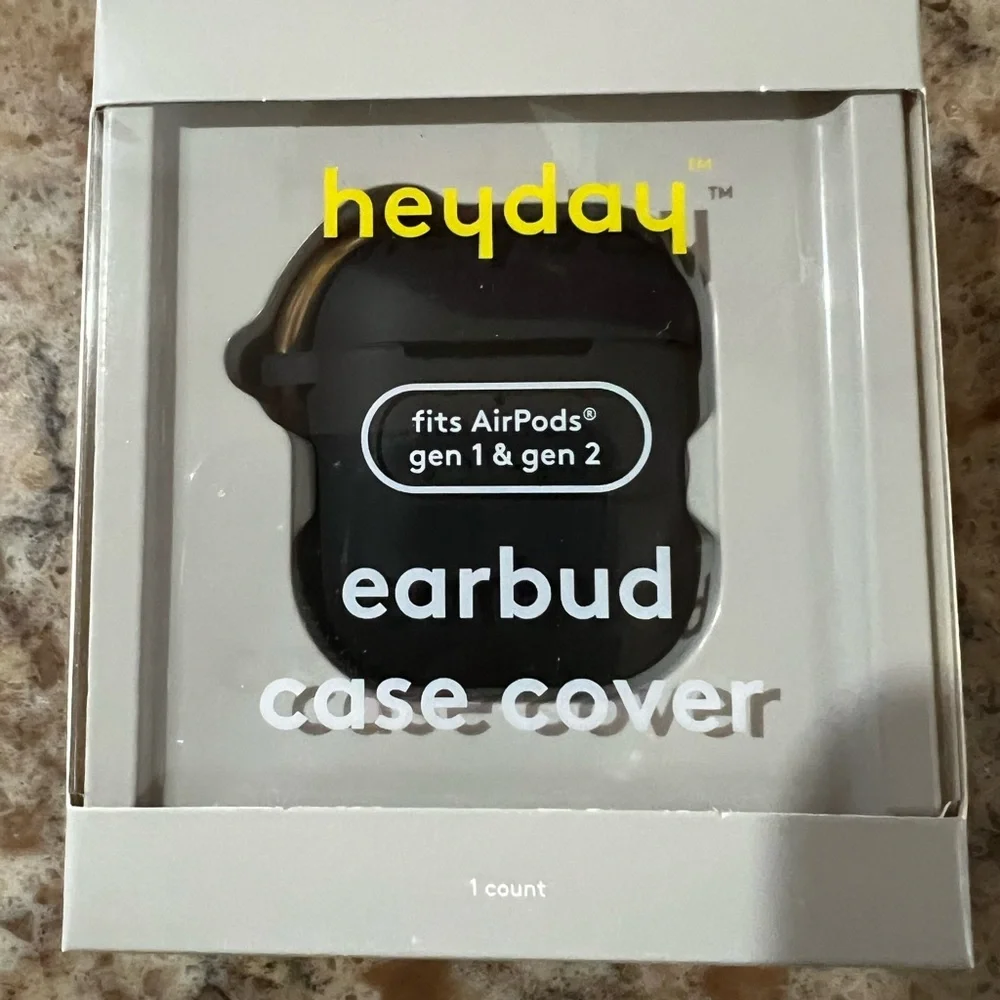 Heyday Black AirPods Case with Carabiner